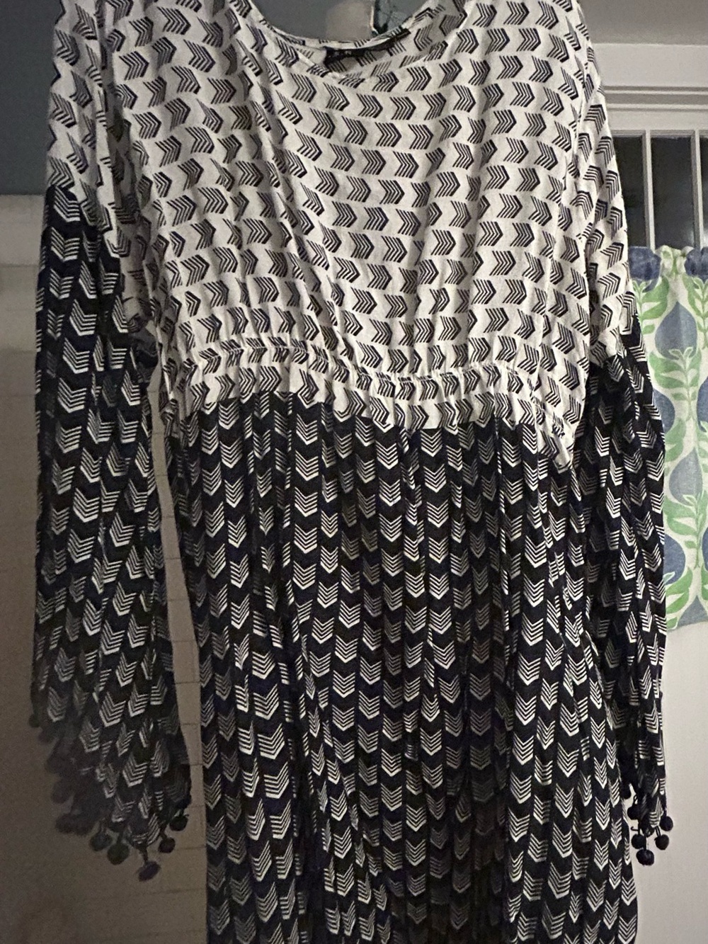 Black & White Chevron Midi Dress with Elastic Waist